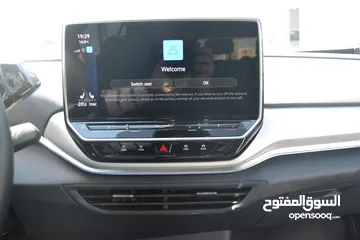  17 VOLKSWAGEN ID.4 CROZZ  PRO BIANO BLACK  2023 لون لؤلؤي فحص كامل