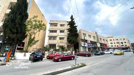  1 شقة طابق أرضي للبيع / تجاري عادي - سكن ج _ مساحة الأرض 452 متر جبل النزهة