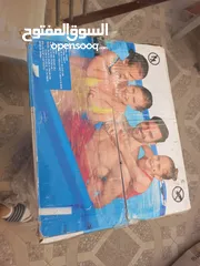  2 مسبح مستعمل لمده شهر فقط استعمال خفيف
