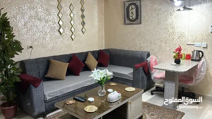  27 شقة سوبر السوبر ديلوكس مفروشة للإيجار للمغتربين