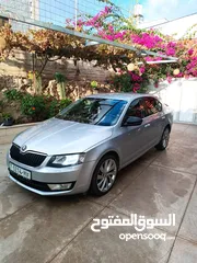  1 سكودا اوكتافيا 2014 صالون