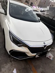  4 سيارات للايجار يومي اسبوعي شهري  بافضل الاسعار يوجد لدينا سيارات كهرباء وهايبرد