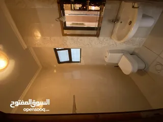  5 في أرقى مناطق حي الصحابه شقة طابق ثالث 183م بتشطيبات راقية / ref 9519