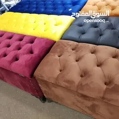  2 بفات للجلوس او الديكور متوفرة بجميع الألوان يوجد بها إمكانية للتخزين مريحة وعملية .