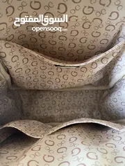  3 GUESS whit ,small bag with silver zippers