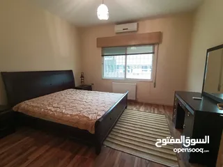  8 شقه ارضيه للبيع،،ترسات وحديقه حول البيت،،اهم مواقع دير غبار