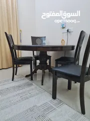  4 Dining circle table + 4 chairs