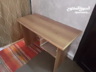  5 تختين مفرد وسرير اطفال حديد ومكتب خشب للبيع