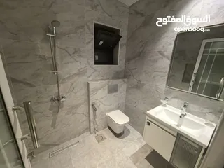  5 شقة سكنية راقية جدا للبيع اول ساكن