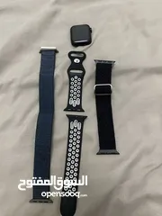  4 Apple Watch SE 2nd gen