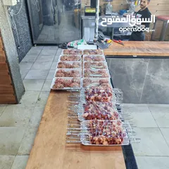  24 ملحمه مع مطعم في ارقا أماكن سوف منطقه سياحيه بالقرب من مستشفى هيا العسكري المكان مقططض بالمقتربين