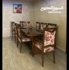  1 طاوله سفرا مع طقم كنب