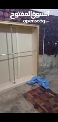  1 خزائن  للالبسه تعليق