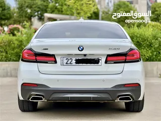  7 BMW 540i 2022 M5 package