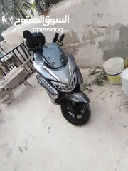  4 سكوتر سوزوكي بيرجمن