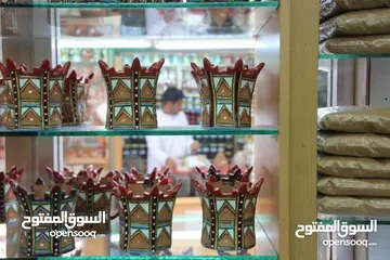  27 بيع بجمله اومفرد لبان والبخور ظفاري والعسل عماني