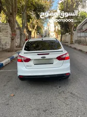  4 فورد فوكس. فلللللل بدون فتخه بسعررررر حرقزحوق
