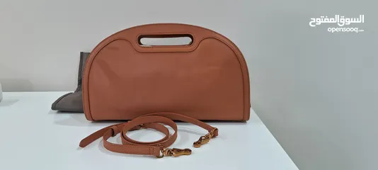  4 tags on new camel handbag unique with detachable strap
