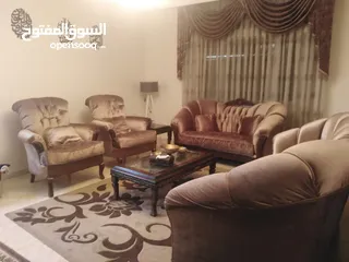 20 شقة للبيع طابق اول  مساحة 137م في ضاحية الامير حسن 3 غرف نوم  الشقة بحالة ممتازة وموقع مخدوم