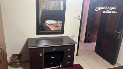  4 شقة استيديو سكن طالبات - عوائل صغيرة شارع الجامعة خلف الضمان