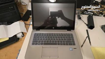  17 اجهزت hp i7 2.10GHz 500 H.D 8GB Ram  مع شنته جديده وشاحن بطاريه جداد  شاشات لمس