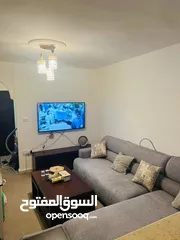  16 شقة مفروشه للبيع ابونصير بالقرب من كار فور  بسعر مغري