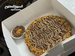  10 كيكة الكوكيز المحشية بحشوة الشوكلاتة بحجم 22سم تكفي ل6-8 اشخاص