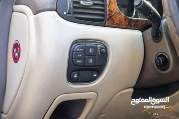  21 Jaguar Xj8 2005  السيارة مميزة جدا