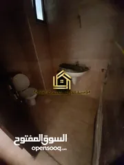  13 شقة مميزة في منطقة خلدا 200م
