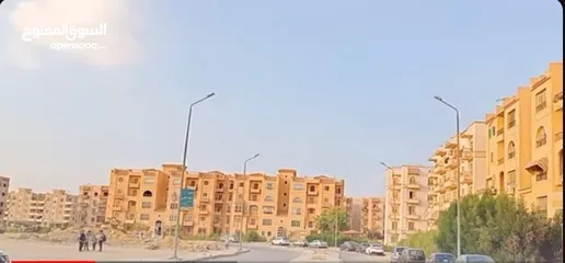  14 شقة 82 متر مدينة الشروق اتحاد تعاونى نصف تشطيب