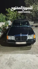  10 مرسيدس المميزة للبيع أو البدل  لـ E 200 موديل 1993 الطراز الرسمي Mercedes-Benz E E200 (W124)