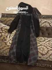  29 ملابس للبيع بسعر حررررق بحال الوكاله يتوفر  بلاطين جينز ،،،فساتين  شيفون ،، بلايز  مقاس 40,,,,42