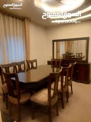  1 طاوله سفرة مع بوفيه