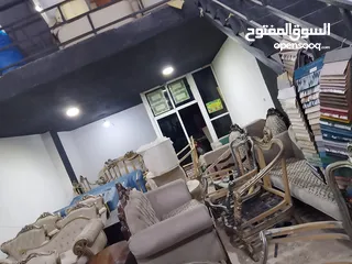  2 معرض ومشغل  تنجيد للبيع