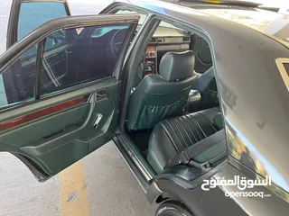  16 مرسيدس 300SEL