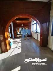  5 شقة طابقية فاخرة للبيع بأجمل مناطق الصويفية - خلف المدارس الأمريكية طابق ثالث 350م بسعر مغري