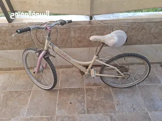  7 دراجه هوائيه عدد 3 امريكي للبيع