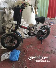  2 دراجات كهربائية