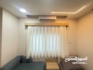  29 استديو للبيع مقابل جامعة اليرموك مميز تشطيب فاخر ايجاره السنوي 2000 دينار قابل للزيادة تشطيب جديد