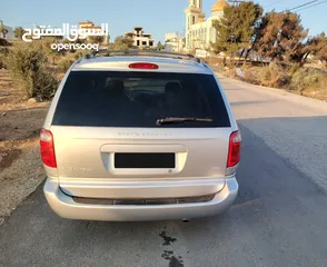  9 دوج جراند كرفان 2003