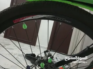  4 السلام عليكم بسكليت امريكي للبيع استعمال خفيف شبه جديد 80 مقابل التفاوض
