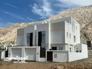  1 5 + 1 BR Brand New Amazing Villa - for Rent in Bousher