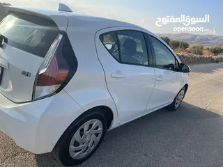  5 تويوتا بريوس سي 2016