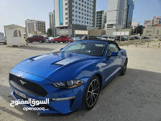  6 Mustang Black Interior, Blue Metalic Body, 2020 - 64 KM convertible