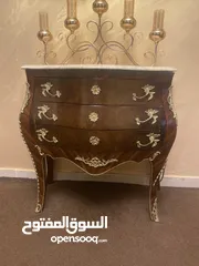  4 أنتيك طاوله مصريه جميله جدا