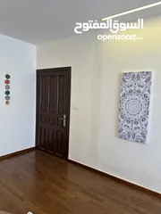  7 شقة مفروشة للإيجار  ( Property 42002 )-175064011