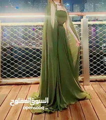  2 فستان فخم راقي مع شال بالستراس بلبس small +medium للبيع ب 60 دينار فقط ملبوس مرة واحدة ساعتين