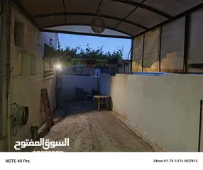  8 منزل للبيع كاش من المالك مباشرة  المنزل مستقل مدخل مستقل يحيط به صور من جميع الجهات المنزل