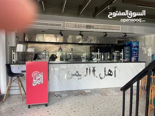  22 مطعم مأكولات يمنيه للبيع مع معدات كاملة في شارع الإذاعة بجانب بن العميد