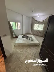  4 شقه لليجار